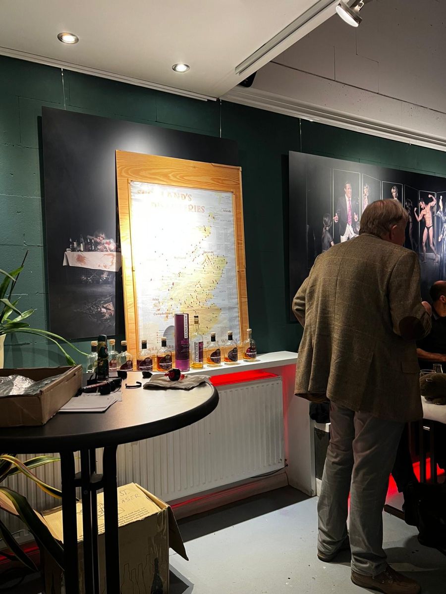 6tes The Whisky Chamber Vertical Tasting im Atelier AndersArtig